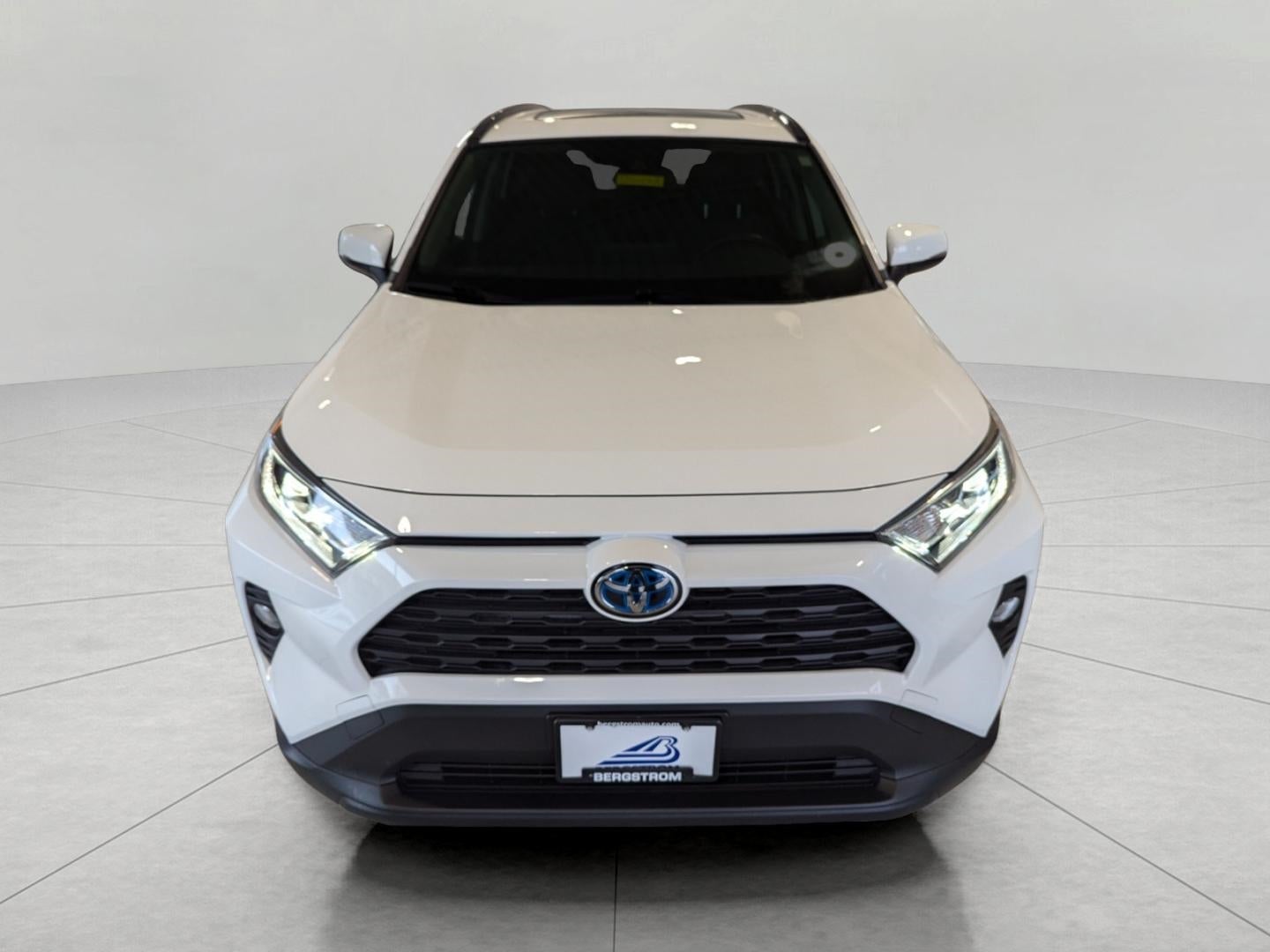 2020 Toyota RAV4 Hybrid XLE