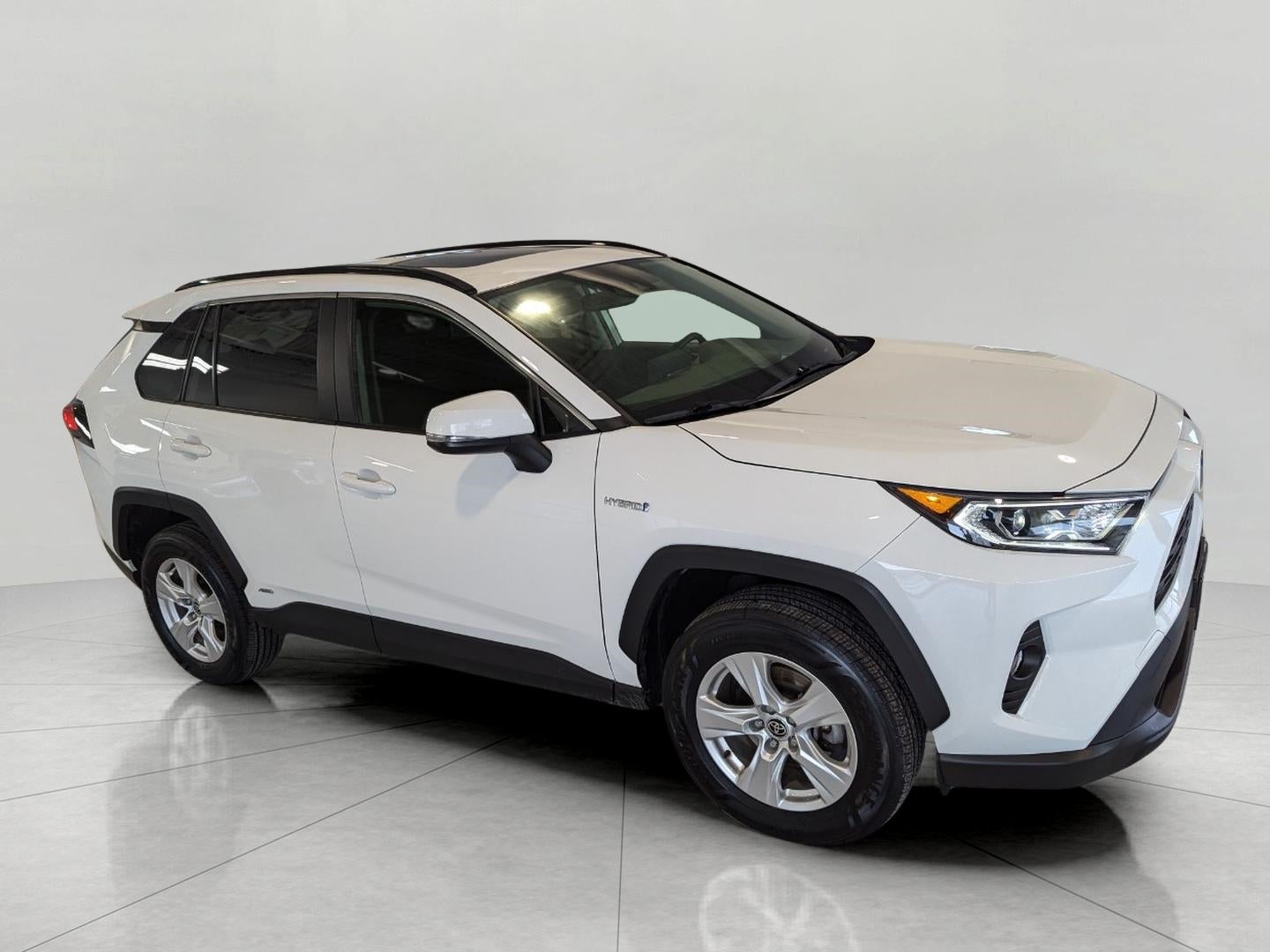 2020 Toyota RAV4 Hybrid XLE