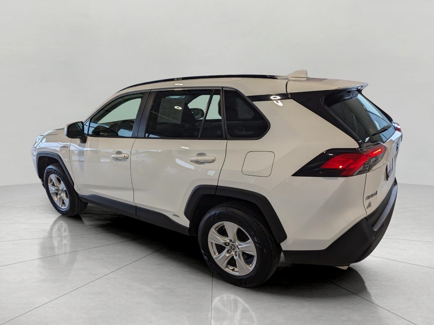 2020 Toyota RAV4 Hybrid XLE