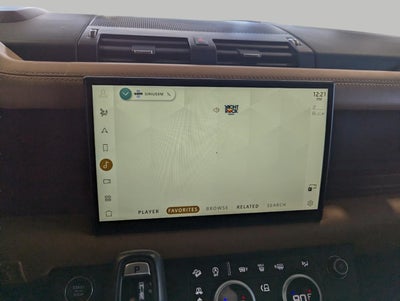 2024 Land Rover Defender 130 P400 X-Dynamic SE