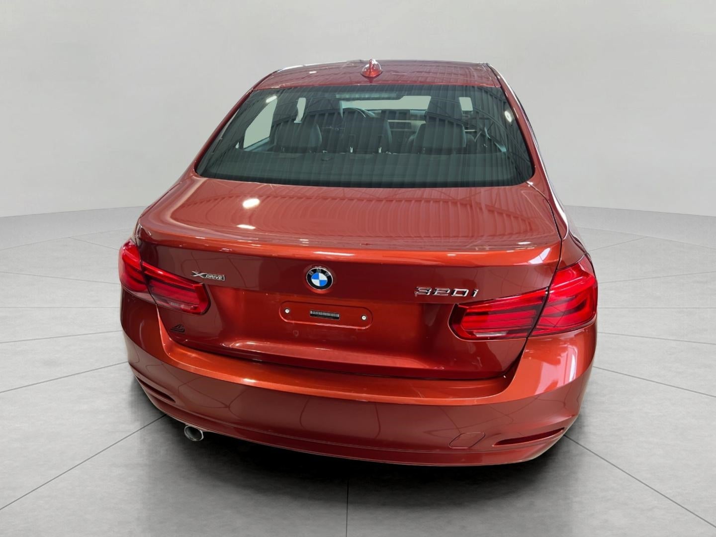 2018 BMW 320i xDrive