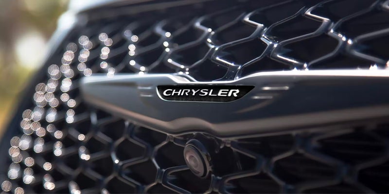 2025 Chrysler Pacifica grille